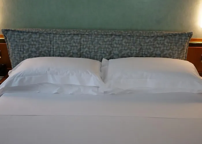 호텔 Michelangelo 4*