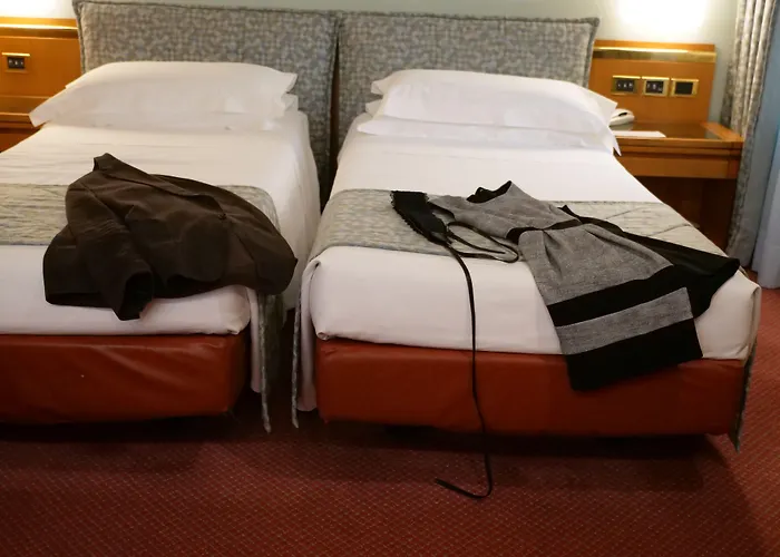 Michelangelo 호텔 4*