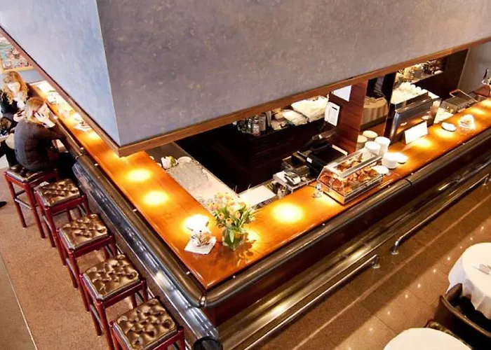 호텔 Michelangelo 4*